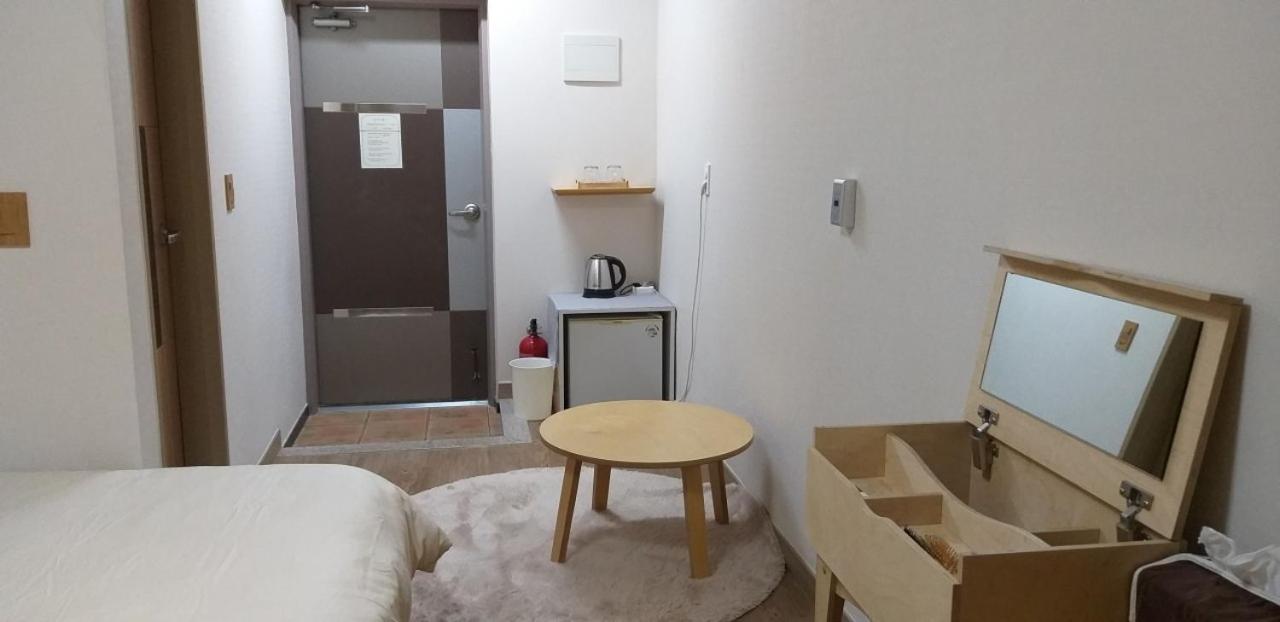 Moon Forest Guesthouse Jeju Buitenkant foto