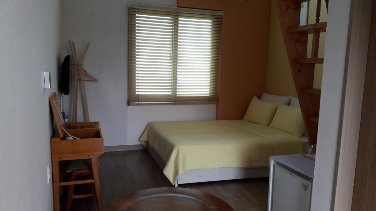 Moon Forest Guesthouse Jeju Buitenkant foto