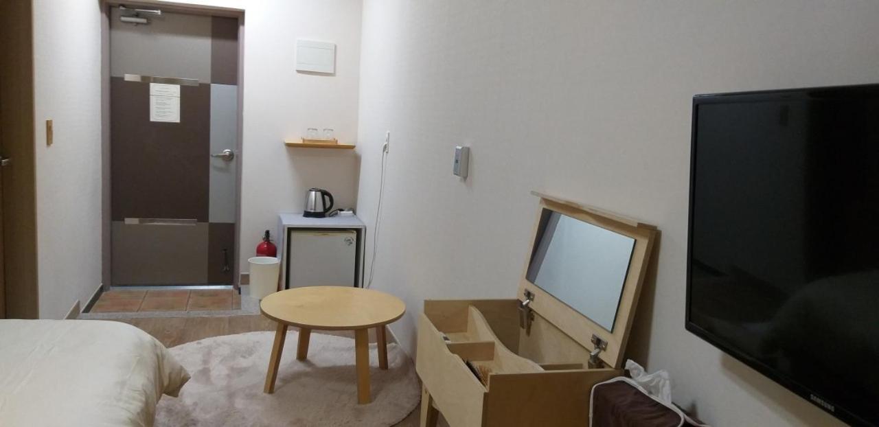 Moon Forest Guesthouse Jeju Buitenkant foto